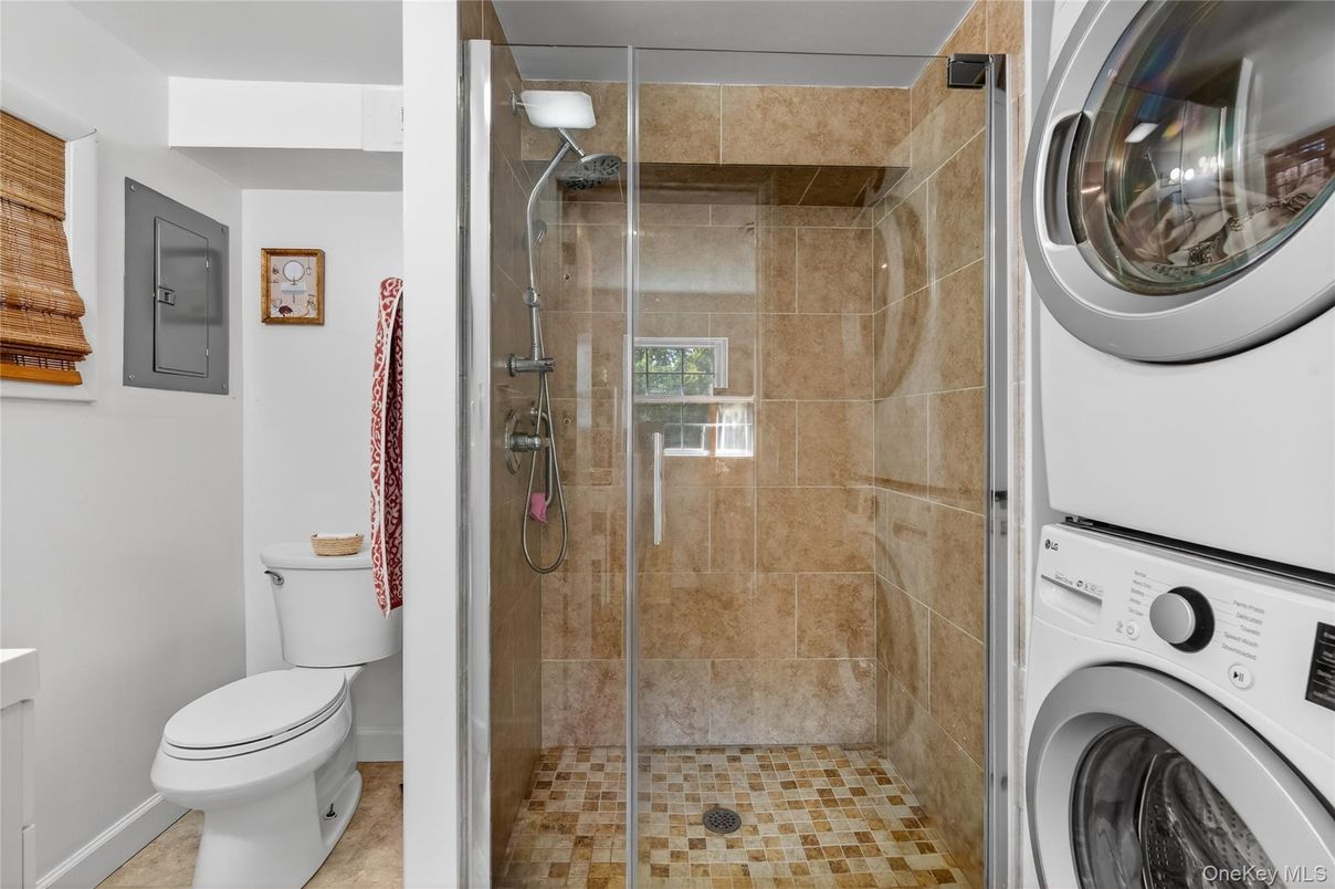 Bathroom, Glass Shower, Interior, Washer