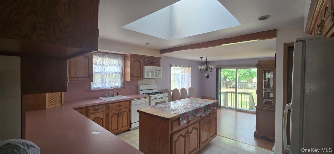 Chandelier, Interior, Kitchen, Recessed Lighting