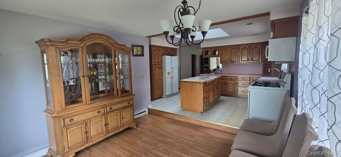 Chandelier, Interior, Kitchen, Wood Texture Flooring