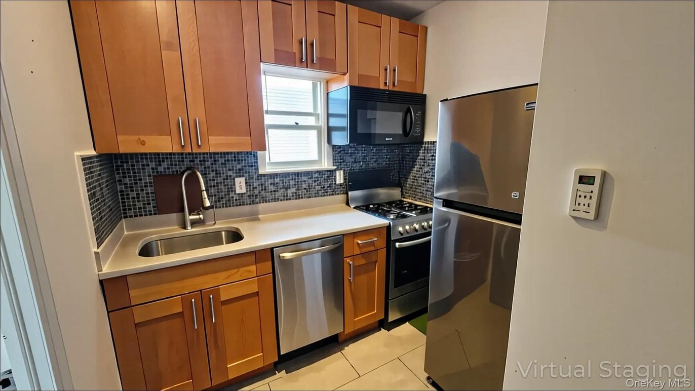 Interior, Kitchen, Stainless Steel Appliances