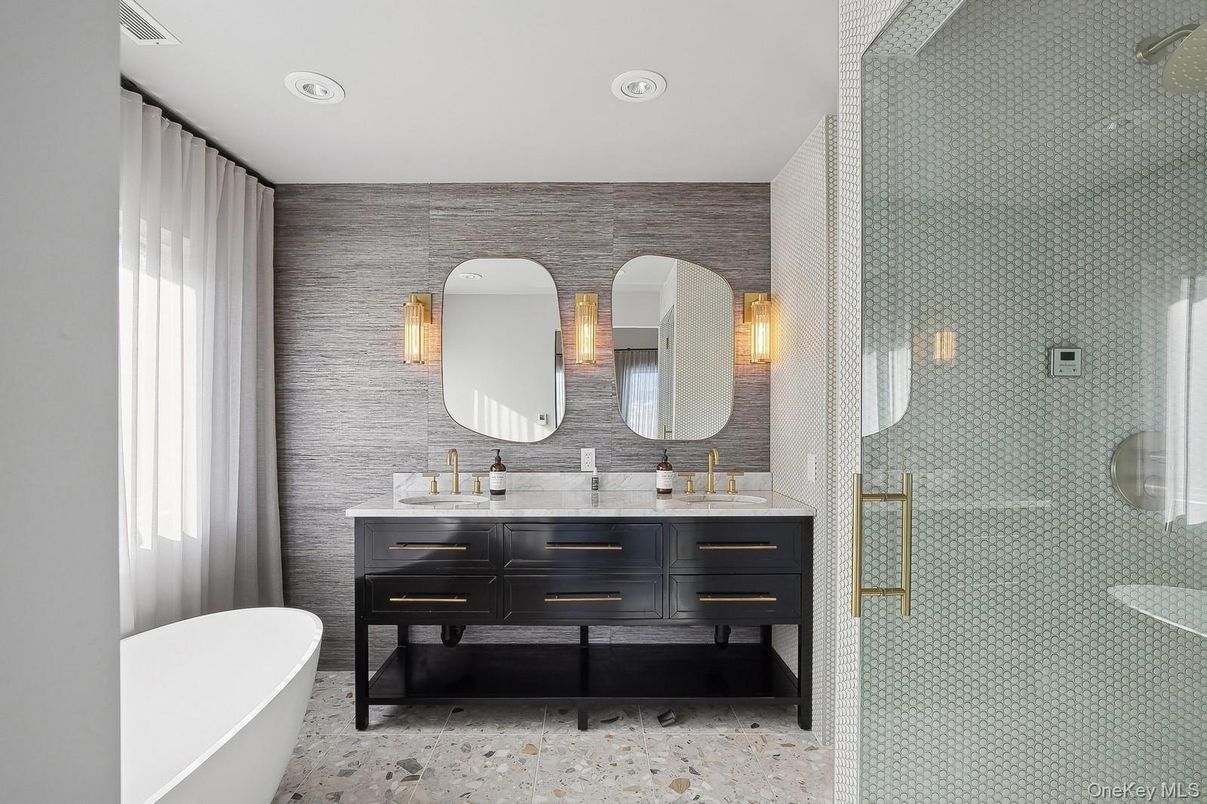 Bathroom, Dual Sink Vanities, Free Standing Baths, Glass Shower, Interior, Recessed Lighting