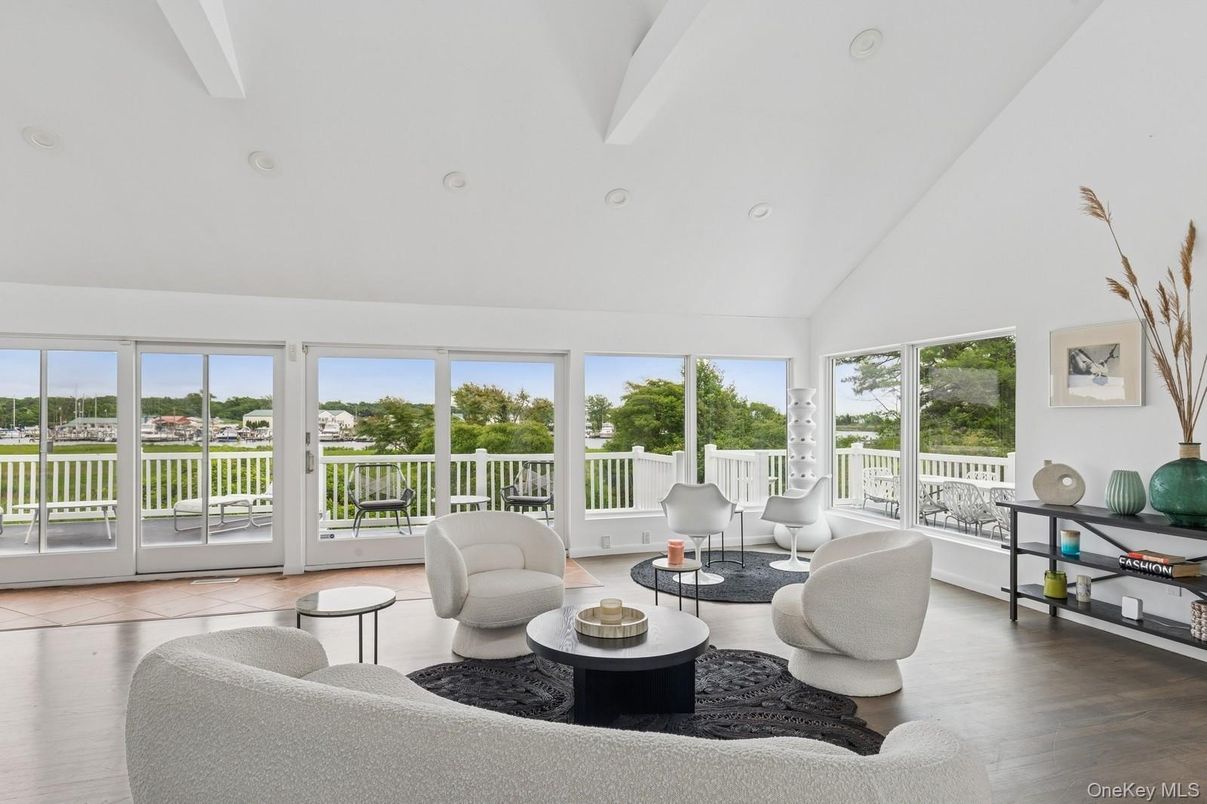 Interior, Living room, Sun Room, Wood Texture Flooring
