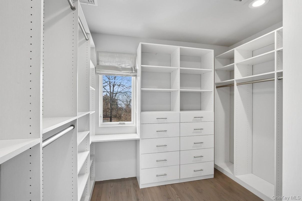 Interior, Recessed Lighting, Walk-in Closets, Wood Texture Flooring