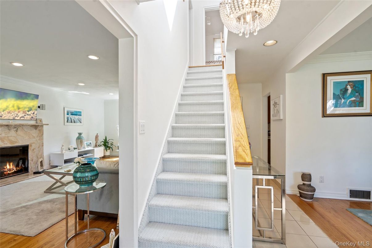 Chandelier, Fireplace, Interior, Recessed Lighting, Wood Texture Flooring