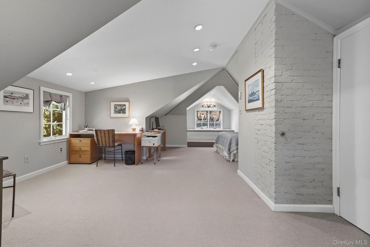 Home Office, Interior, Recessed Lighting, Stone Walls
