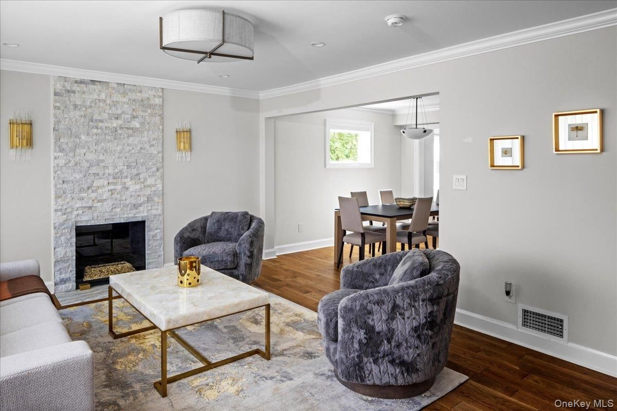 Dining room, Fireplace, Interior, Recessed Lighting, Wood Texture Flooring