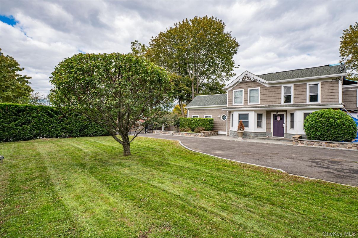 Attached, Backyard, Exterior, Facade, Split Level