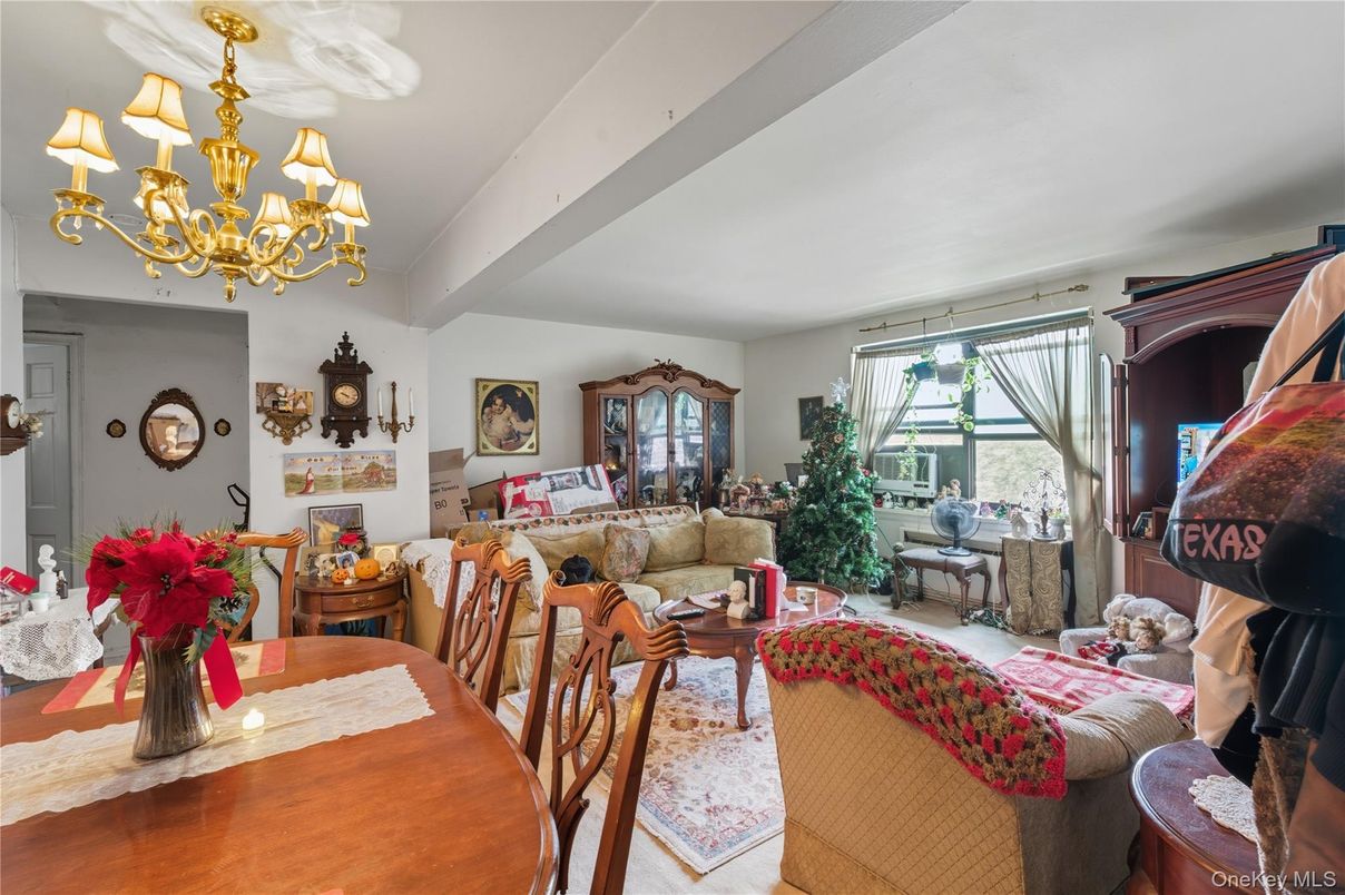 Chandelier, Dining room, Interior, Living room, Wood Texture Flooring