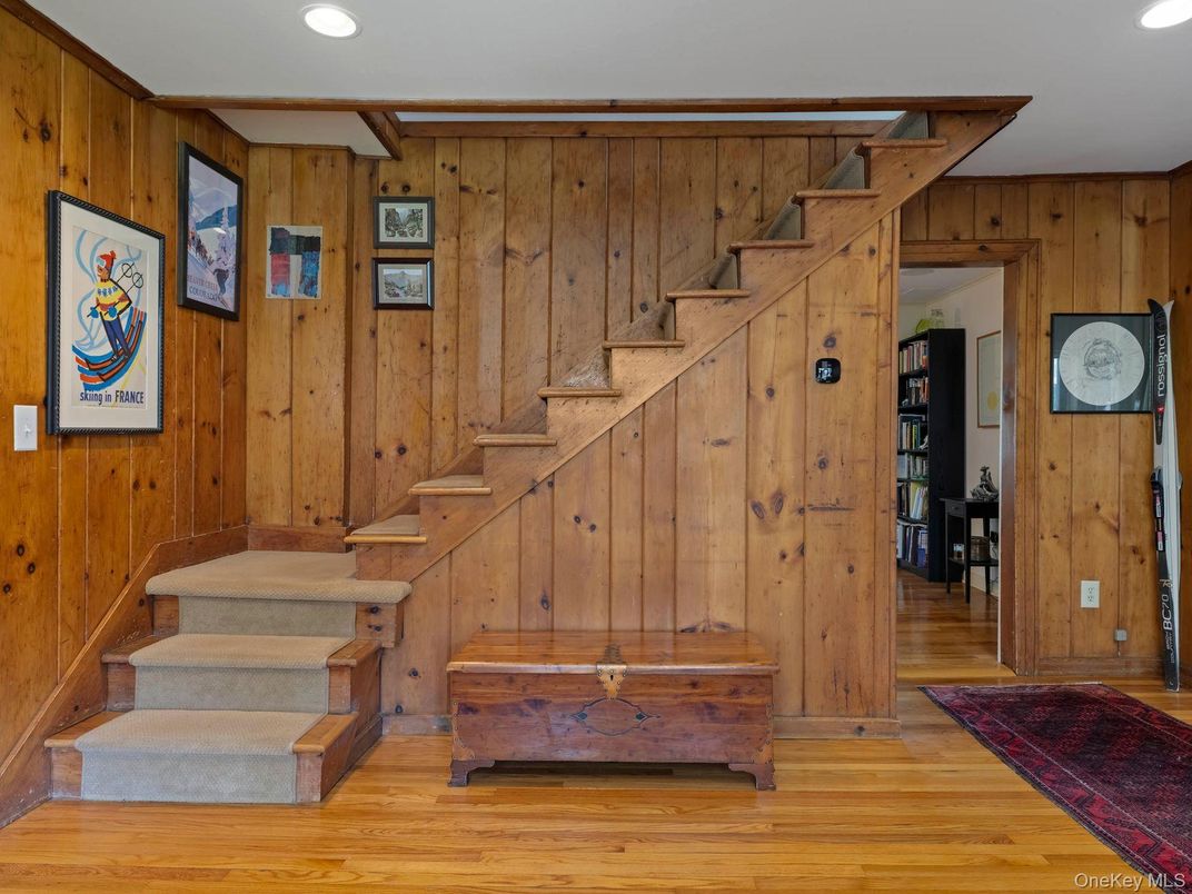 Interior, Recessed Lighting, Wood Texture Flooring, Wooden Walls
