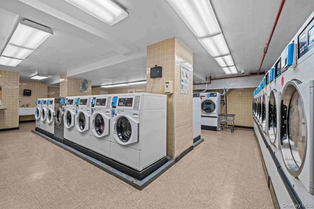 Interior, Utility Closets, Washer