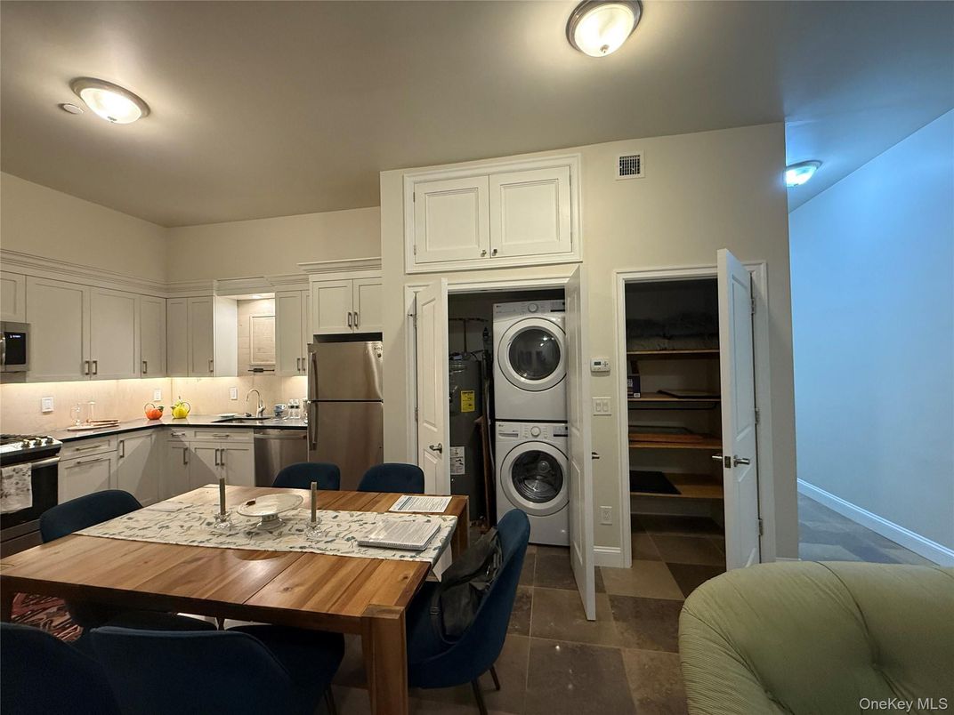 Interior, Kitchen, Washer