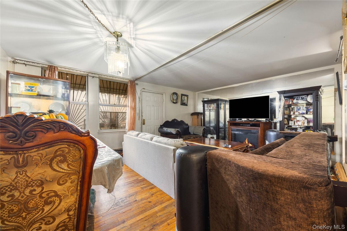 Chandelier, Interior, Living room, Wood Texture Flooring