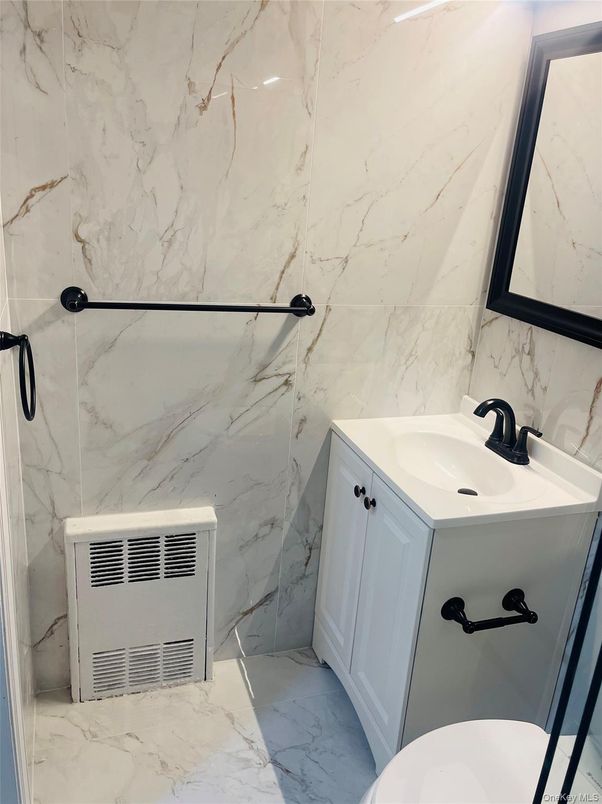 Bathroom, Interior, Marble, Marble Walls