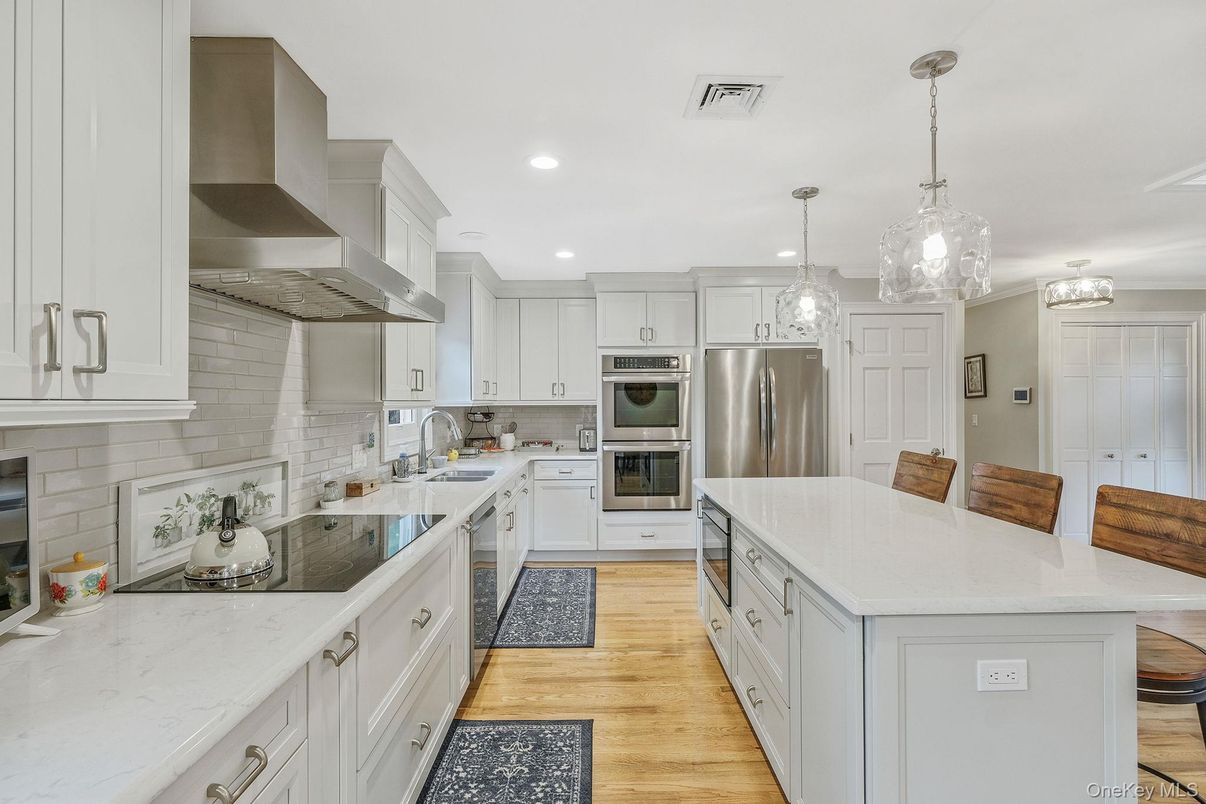 Interior, Kitchen, Pendant Lights, Recessed Lighting, Stainless Steel Appliances, Wood Texture Flooring
