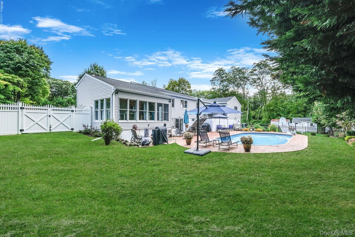 Backyard, Exterior, Pool