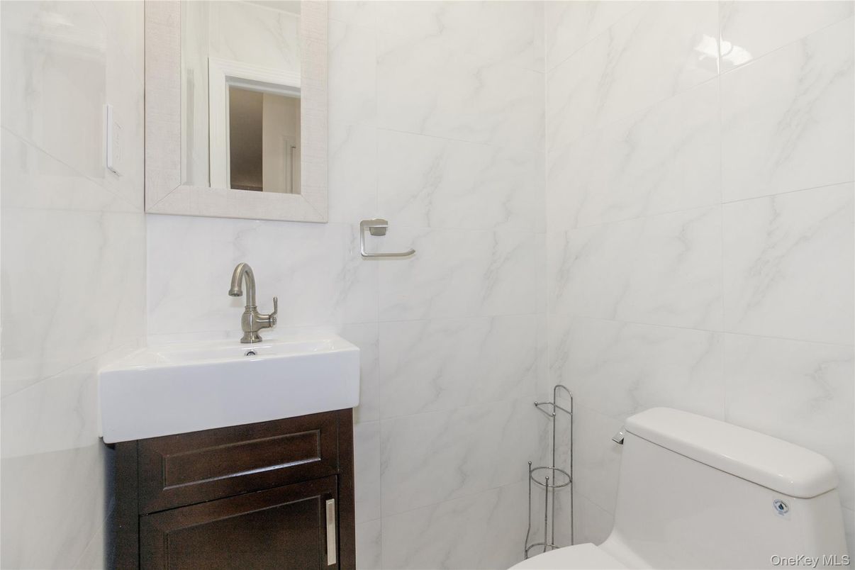 Bathroom, Interior, Marble Walls