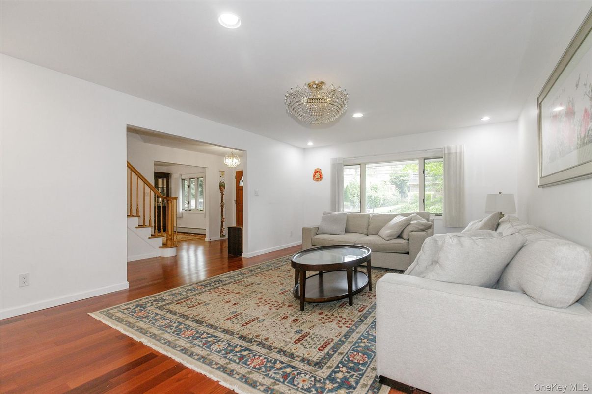 Chandelier, Interior, Living room, Recessed Lighting, Wood Texture Flooring