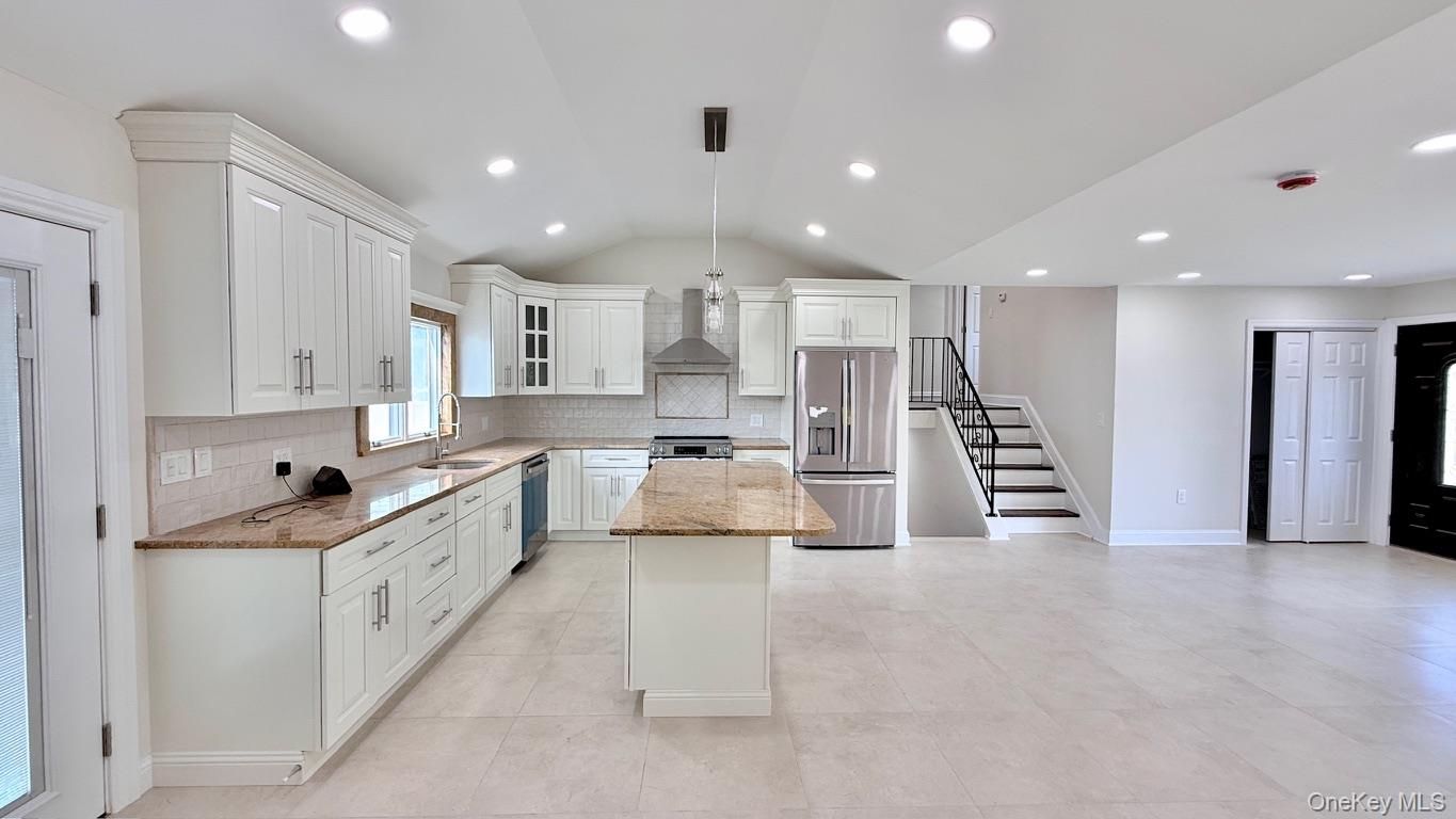 Interior, Kitchen, Pendant Lights, Recessed Lighting, Stainless Steel Appliances