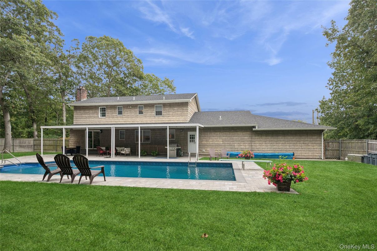 Backyard, Exterior, Pool