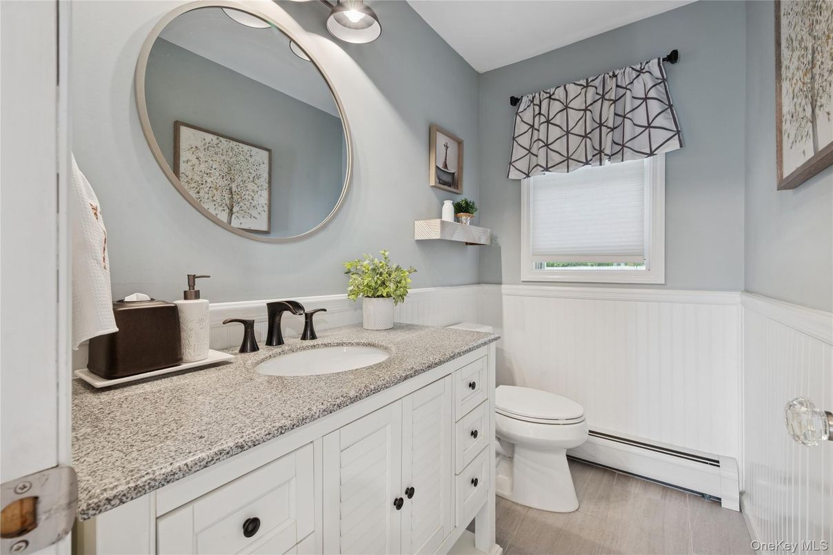 Bathroom, Dual Sink Vanities, Interior, Wood Texture Flooring