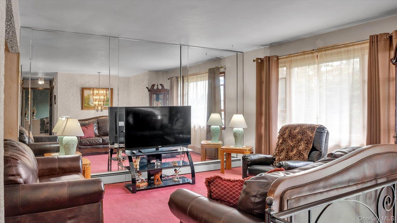 Interior, Living room, Pendant Lights