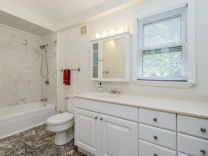 Bathroom, Interior, Marble Walls