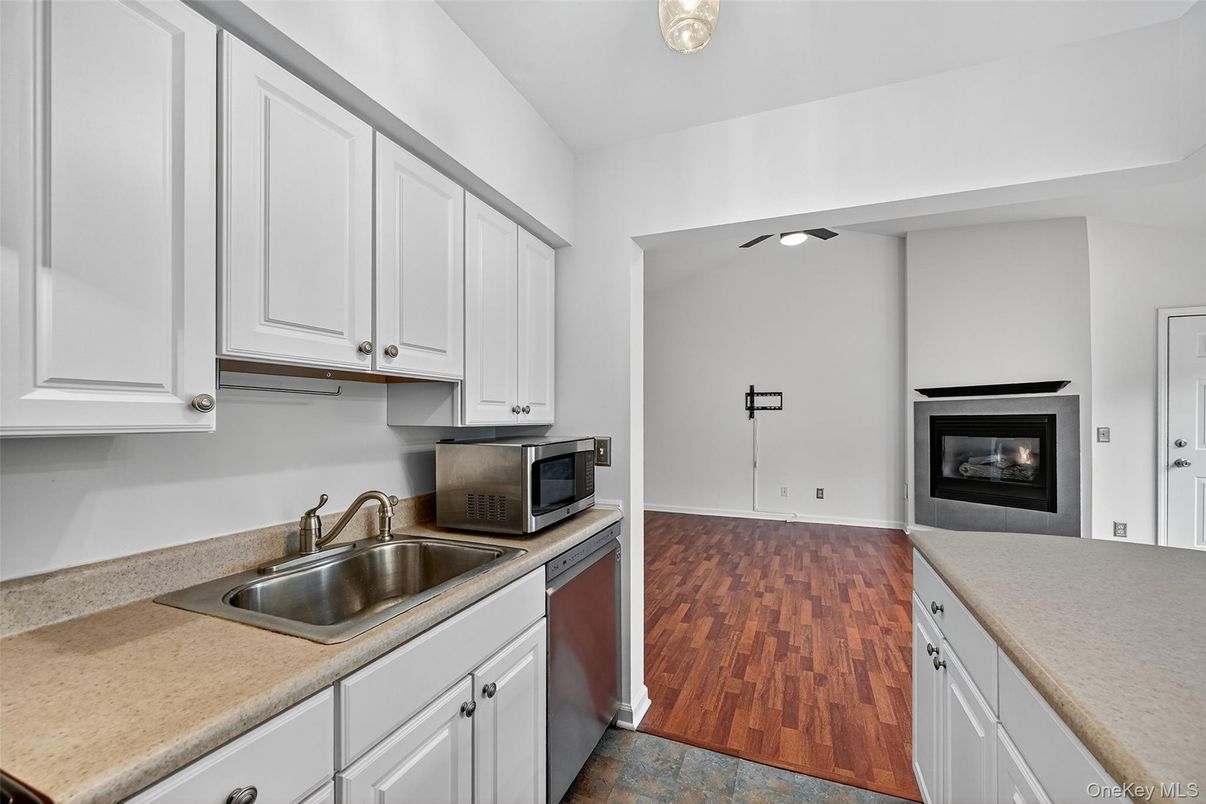 Fireplace, Interior, Kitchen, Wood Texture Flooring