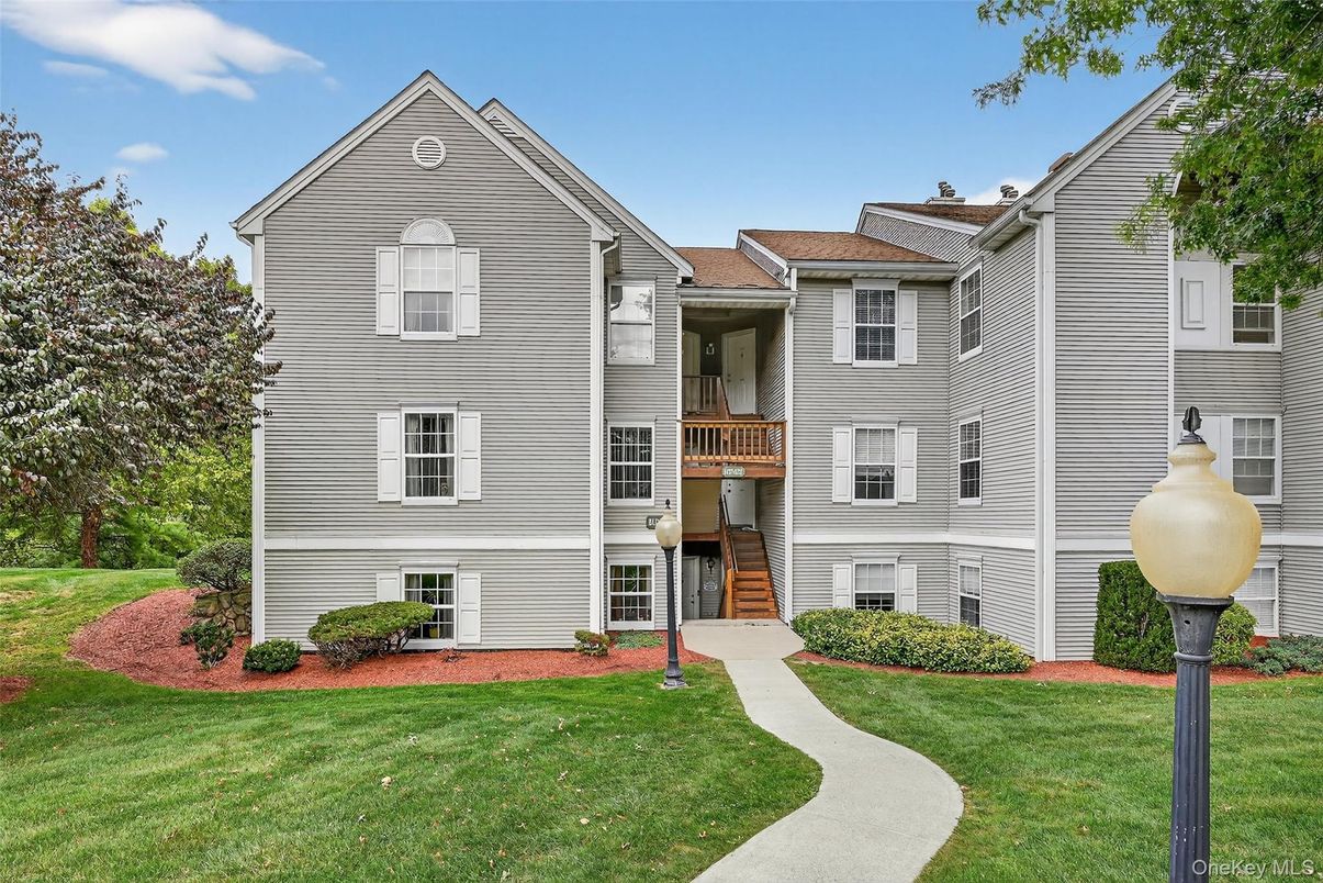 Backyard, Exterior, Facade, Rowhouse