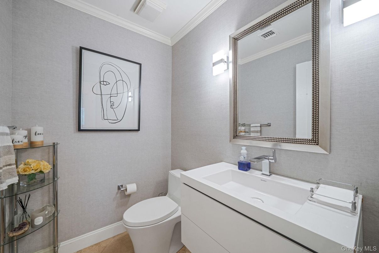 Bathroom, Interior