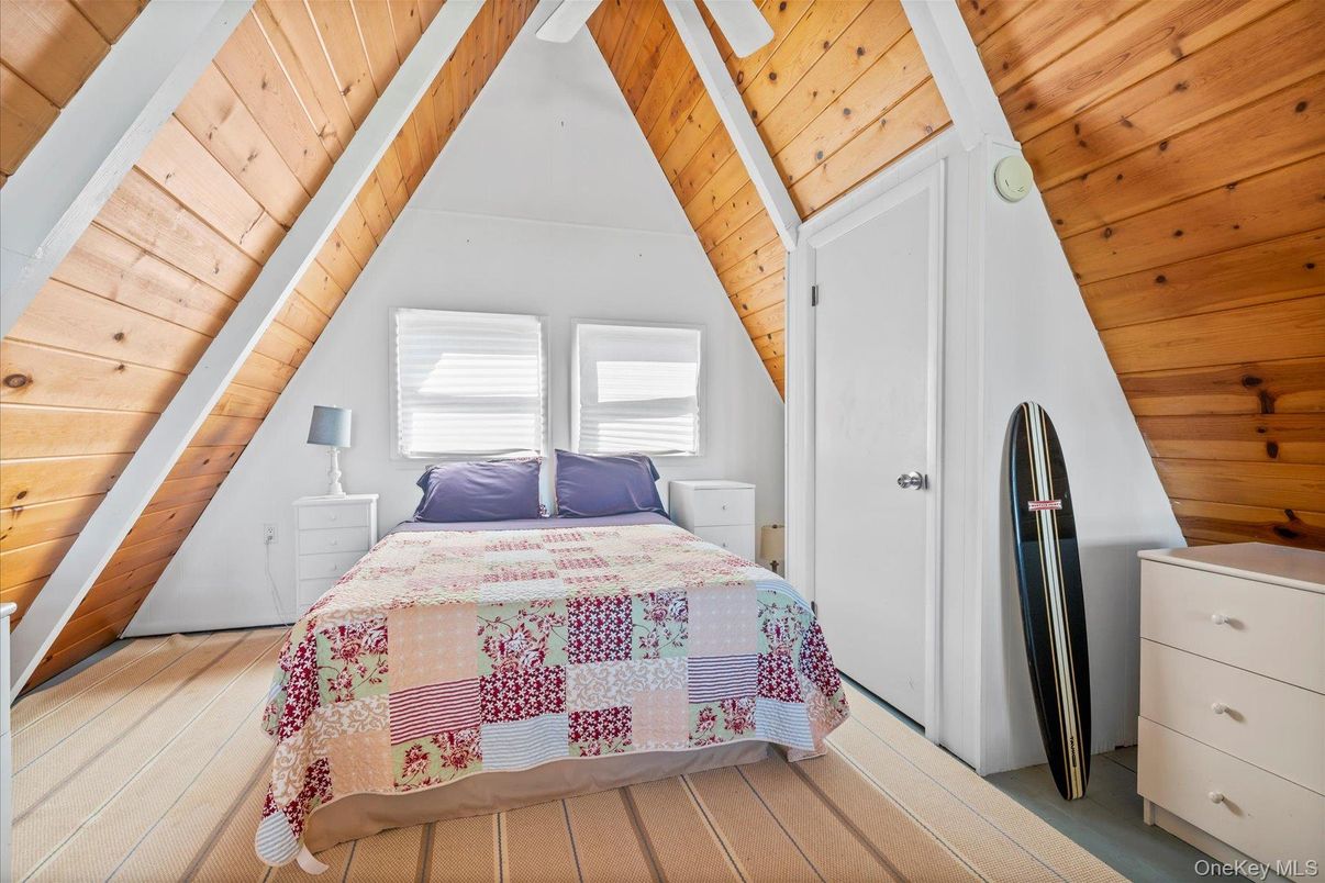Bedroom, Interior, Wooden Ceilings