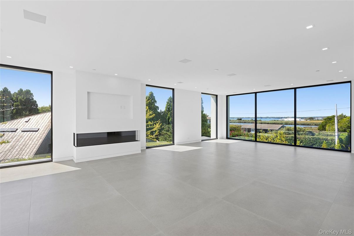 Empty room, Fireplace, Interior, Recessed Lighting