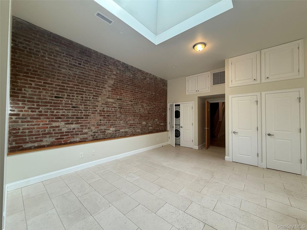 Empty room, Interior, Stone Walls