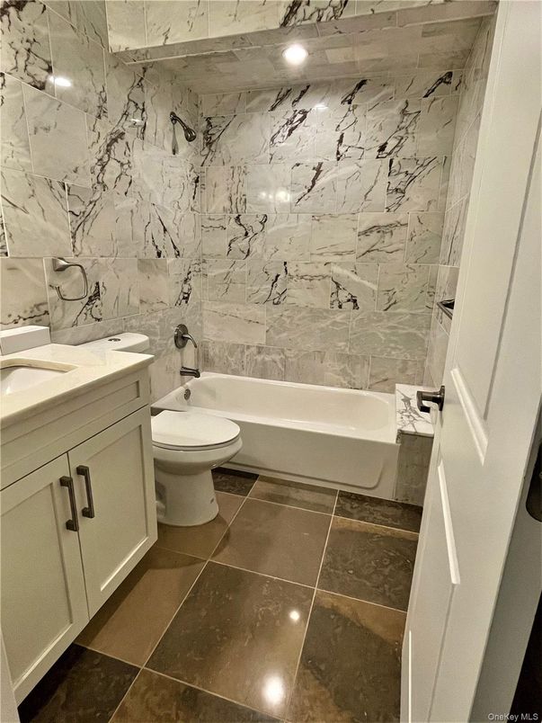 Bathroom, Interior, Marble Walls