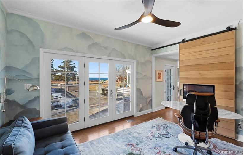 Home Office, Interior, Water, Wood Texture Flooring, Wooden Walls