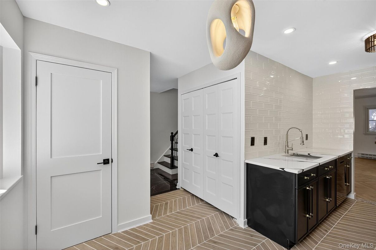 Interior, Kitchen, Recessed Lighting