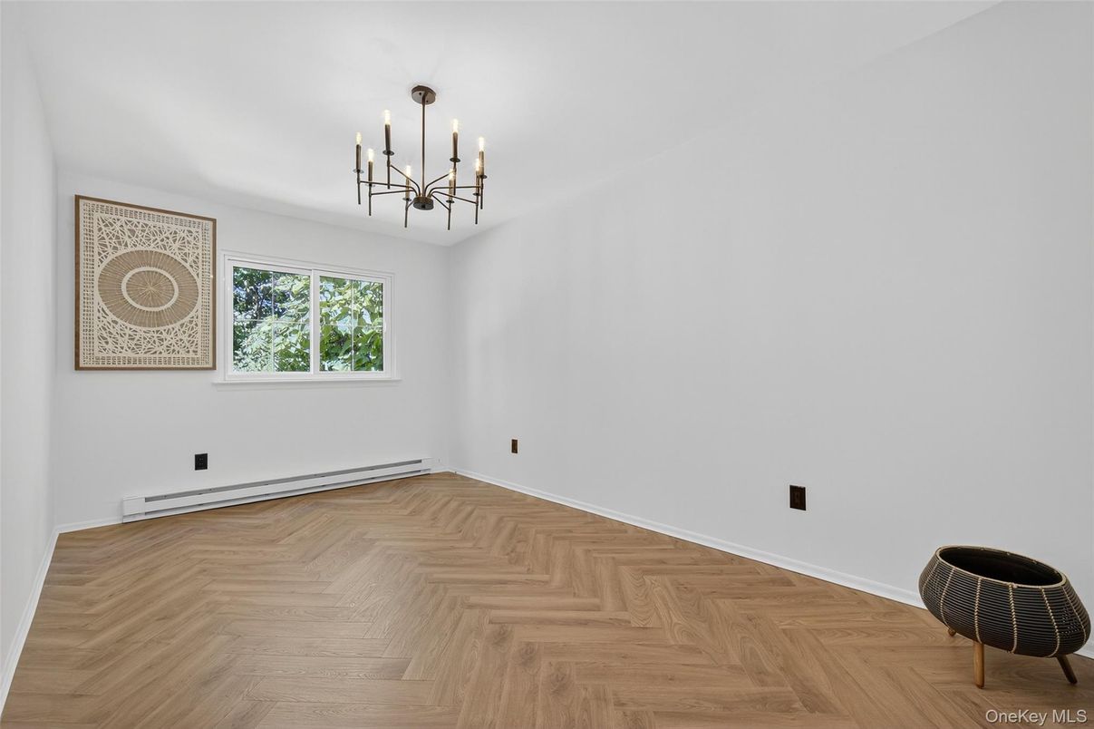 Empty room, Interior, Pendant Lights, Wood Texture Flooring