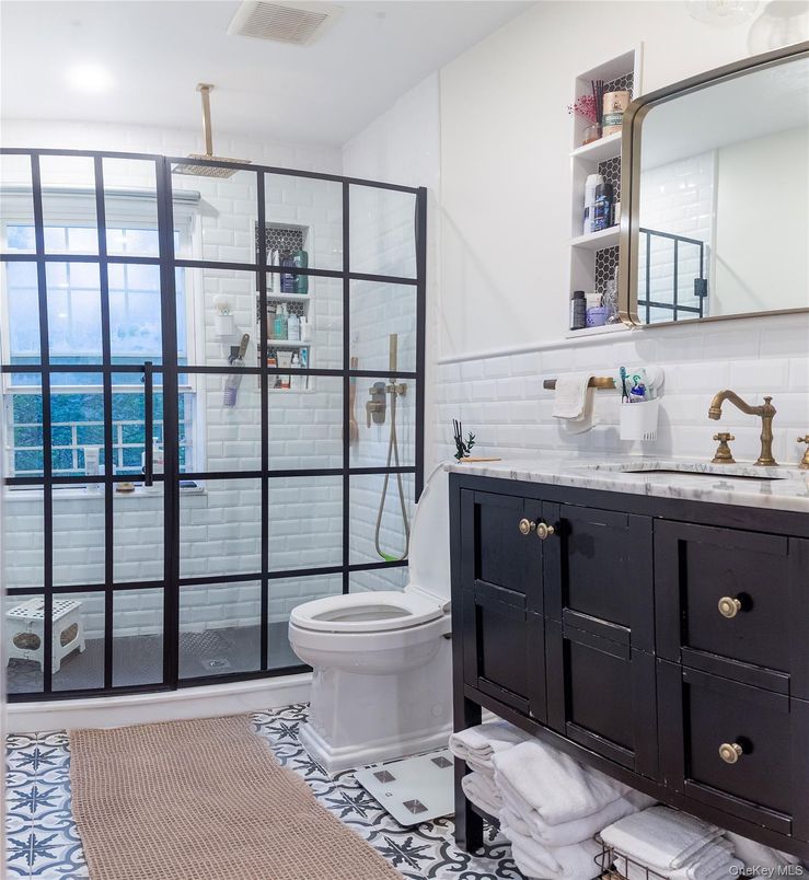 Bathroom, Glass Shower, Interior, Water