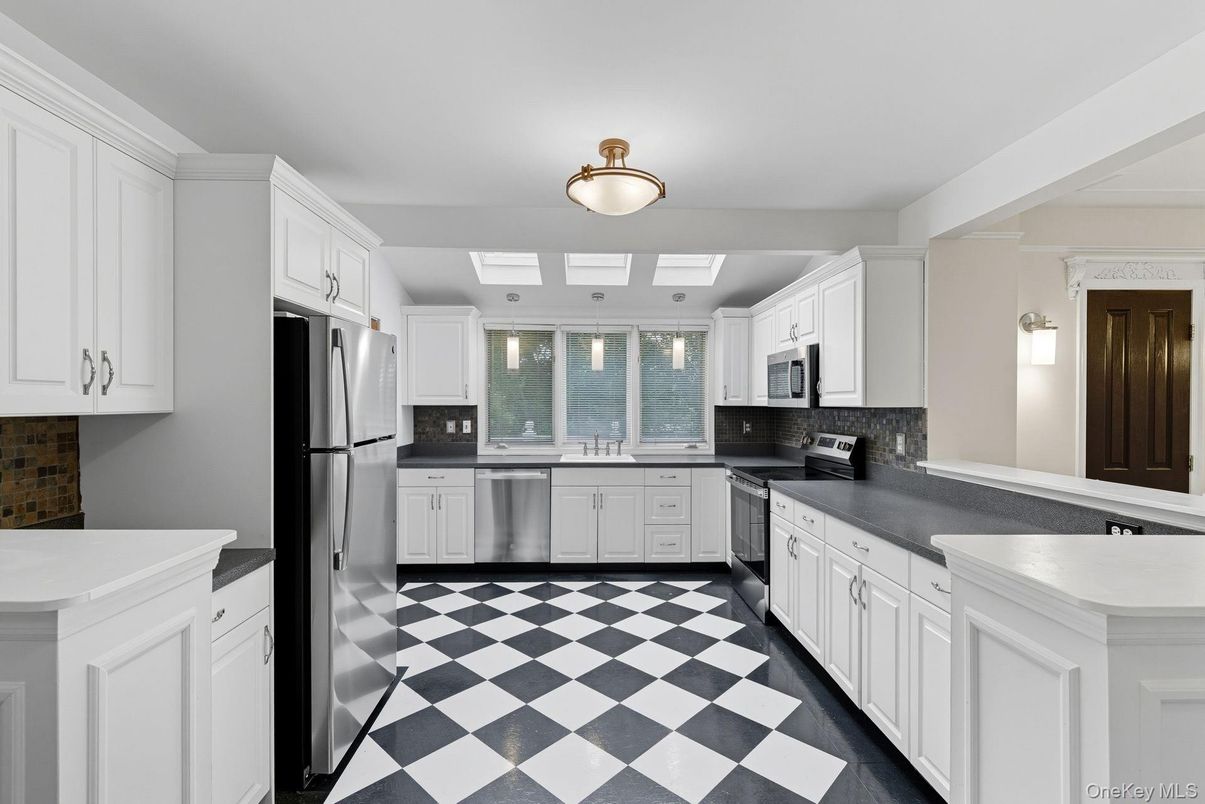 Interior, Kitchen, Stainless Steel Appliances