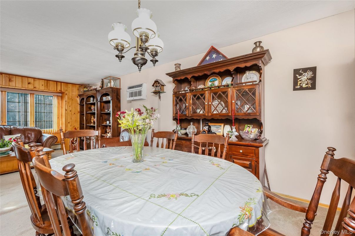 Chandelier, Dining room, Interior