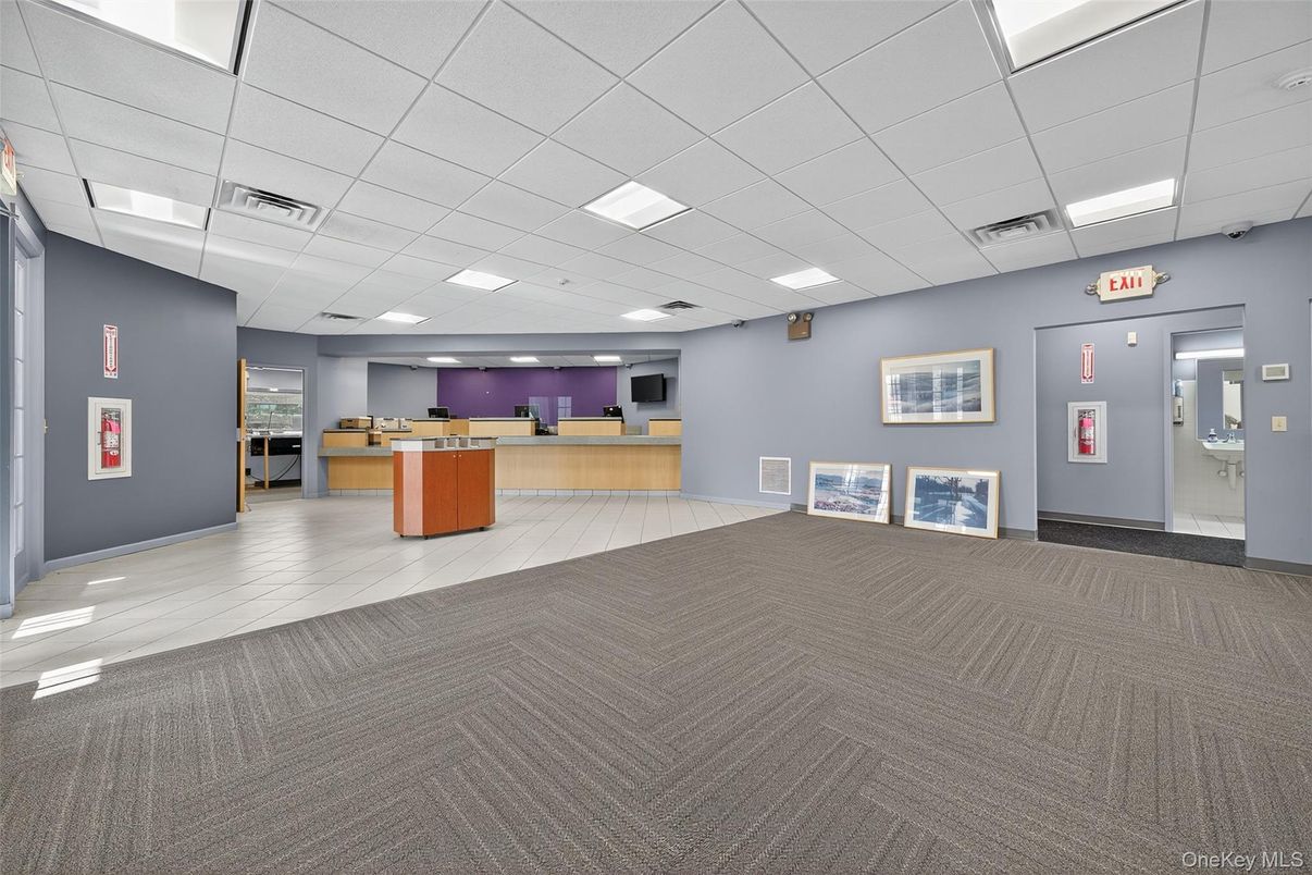 Elevator, Interior, Recessed Lighting