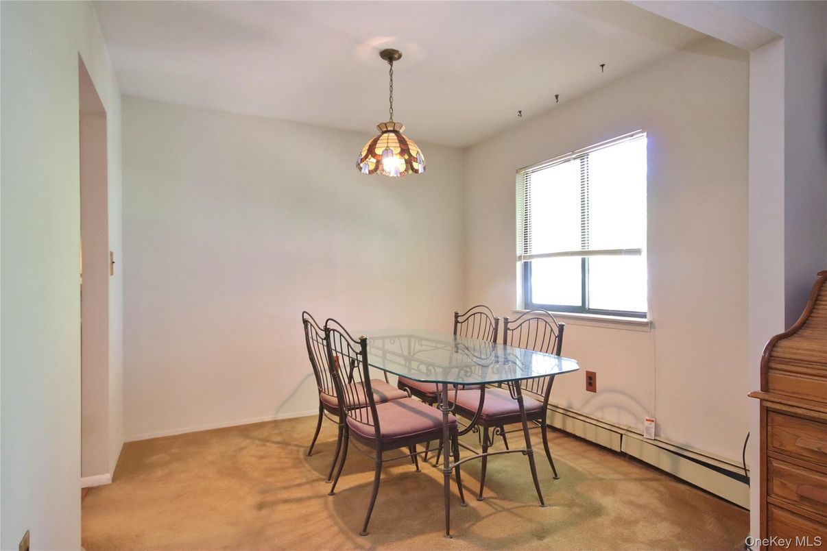 Dining room, Interior, Pendant Lights