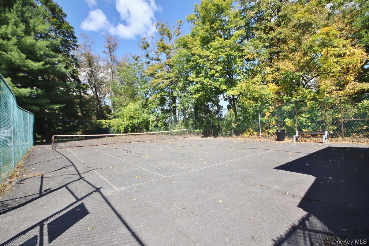 Exterior, Tennis Courts