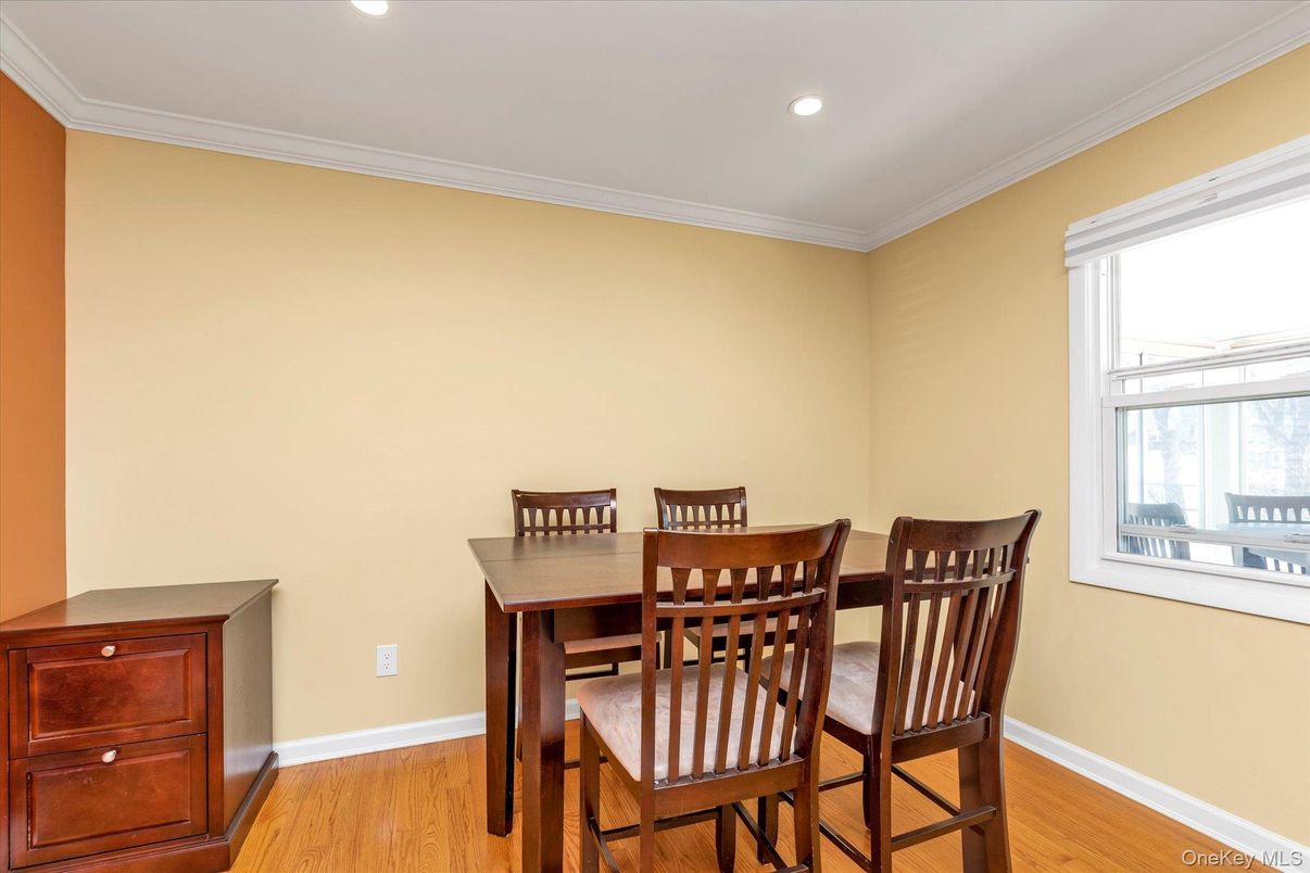 Dining room, Interior, Recessed Lighting, Wood Texture Flooring
