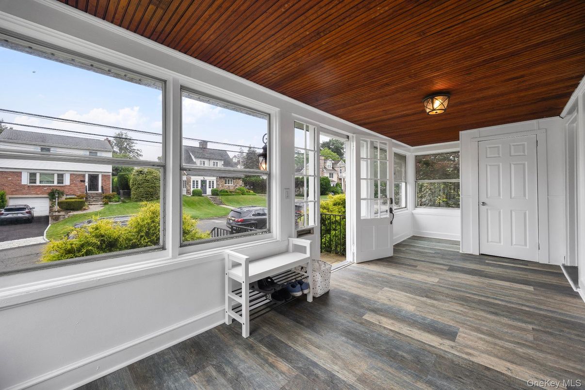 Interior, Sun Room, Wooden Ceilings, Wood Texture Flooring