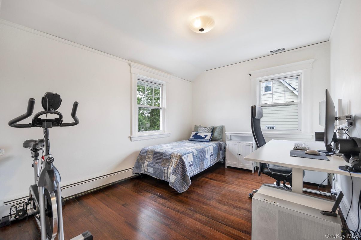 Bedroom, Fitness Equipment, Home Office, Interior, Wood Texture Flooring