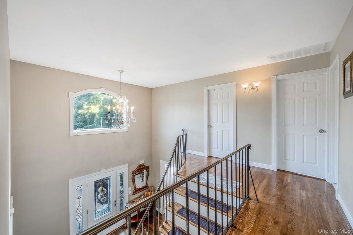 Chandelier, Interior, Wood Texture Flooring