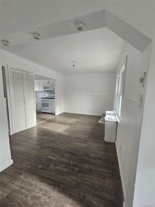 Empty room, Interior, Kitchen, Wood Texture Flooring
