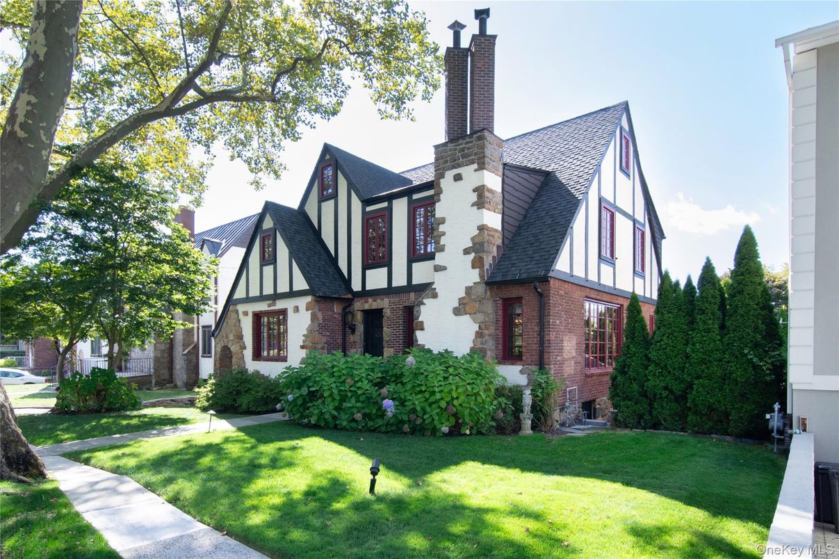 Backyard, Exterior, Facade, Brick Facade, Tudor Revival