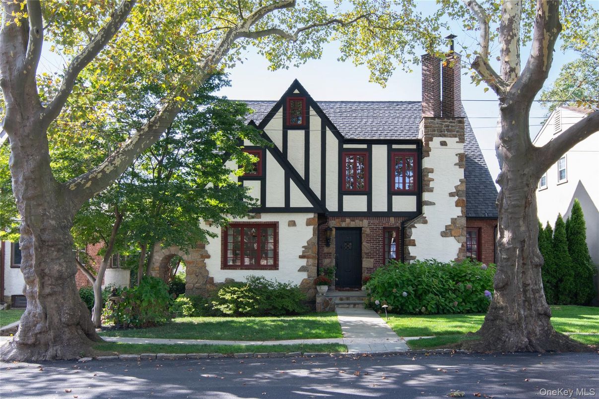 Exterior, Facade, Tudor Revival