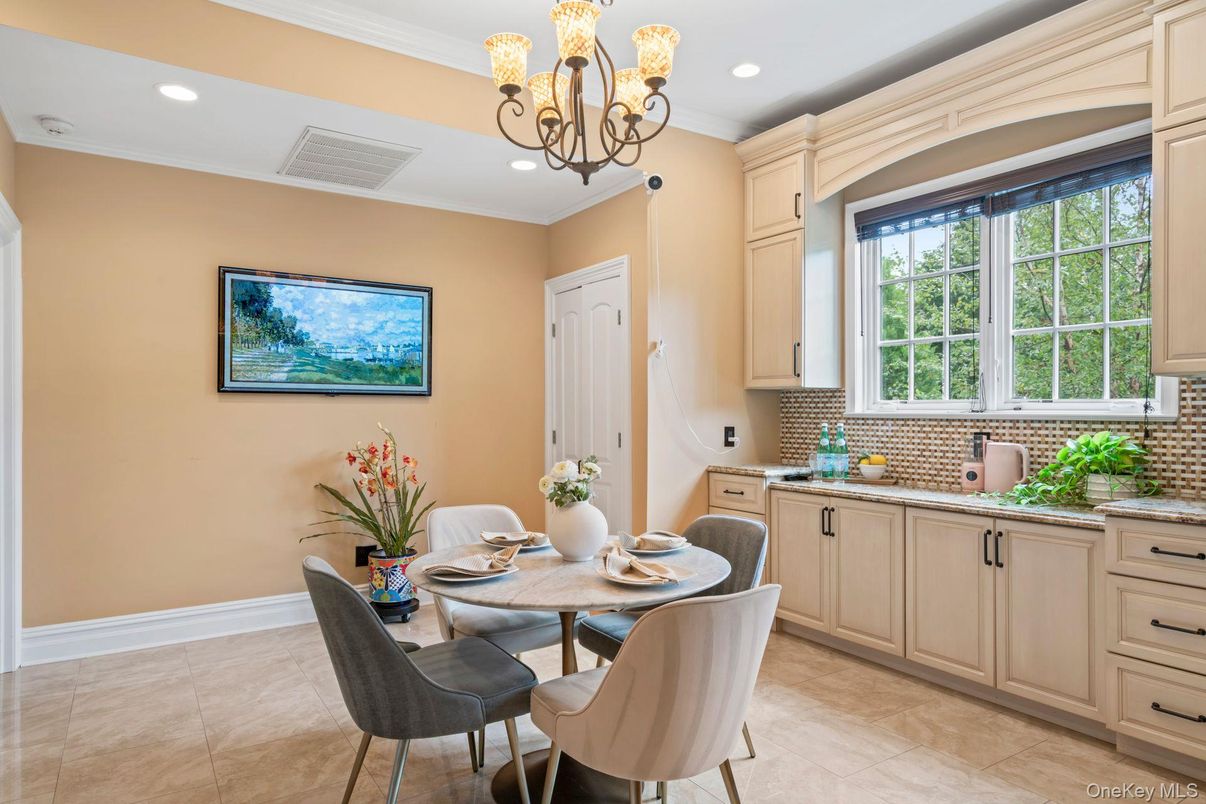 Chandelier, Dining room, Interior, Recessed Lighting
